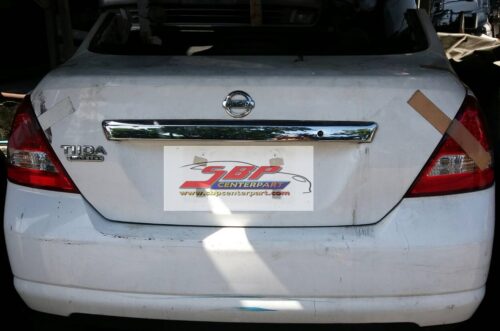 ตัดท้าย NISSAN TIDA