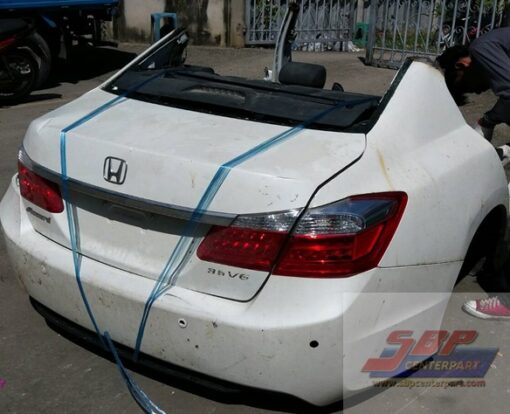 ท้ายตัด HONDA ACCORD 2012