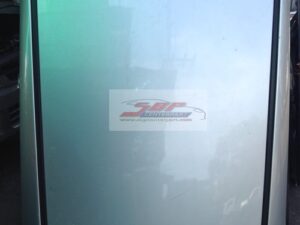 หลังคารถ  MAZDA 2 5D
