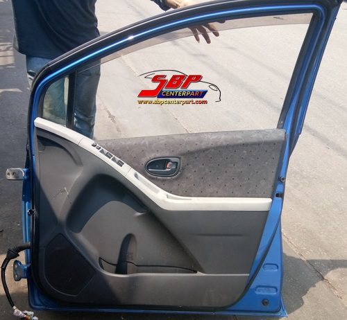 ประตูหน้า ขวา TOYOTA Yaris - Image 2