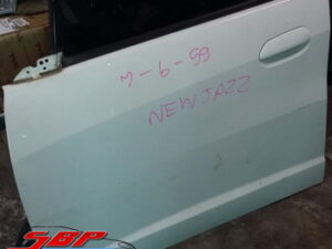 Alternative view of ประตูหน้า ซ้าย  HONDA JAZZ 2009