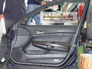 Alternative view of ประตูหน้า ขวา  HONDA  ACCORD 08
