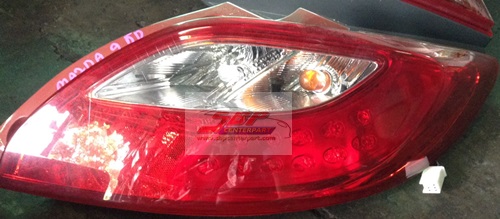 ไฟท้าย ซ้าย/ขวา MAZDA 2 รุ่น 5ประตู