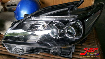 ไฟหน้า TOYOTA PRIUS