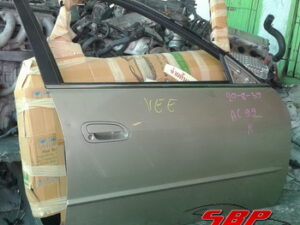 Alternative view of ประตูหน้า ขวา HONDA ACCORD 99