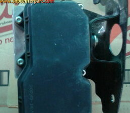 Alternative view of ปั๊ม ABS  TOYOTA Hilux REVO