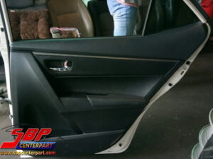 Alternative view of ประตูหลัง ขวา TOYOTA ALTIS 2014