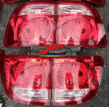 ไฟท้าย ซ้าย-ขวา TOYOTA Fortumer