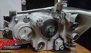 Alternative view of ไฟหน้า TOYOTA CAMTY  07 รุ่นธรรมดา