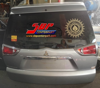 ฝากระโปรงหลัง/ฝาท้าย MITSUBISHI PAJERO ปี 08-15
