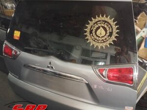 Alternative view of ฝากระโปรงหลัง/ฝาท้าย  MITSUBISHI  PAJERO ปี 08-15